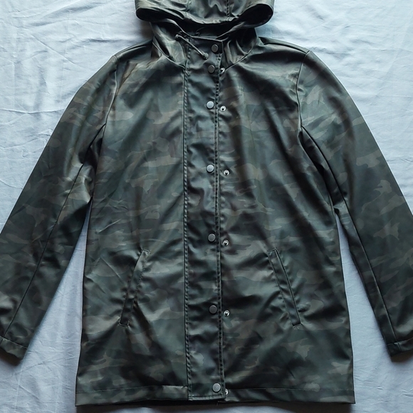 Sold! MI AMI camo with gold sheen rain jacket, S - Picture 3 of 11